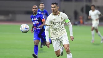 Al-Nassr empata com Al-Fateh por 2 a 2 em jogo válido pelo Campeonato Arábia Saudita e teve o primeiro gol do CR7