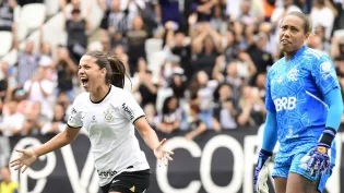 Corinthians vence Flamengo por 4 a 1 com gols de Millene e Tamires e é campeão da Supercopa Feminina
