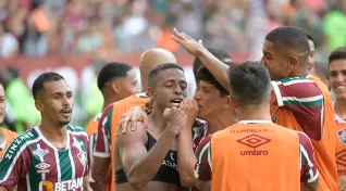 Fluminense vence a Portuguesa por 3 a 0 com dois gols de Cano e um lindo gol de Keno, e assume vice-liderança do Carioca