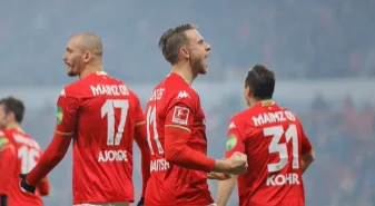 O Mainz 05 goleou o Borussia Monchengladbach por 4 a 0, pela 22ª rodada do Campeonato Alemão