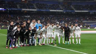 Real Madrid goleia o Elche por 4 a 0 e diminui distância para o Barcelona no Campeonato espanhol