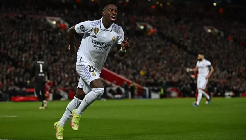 HORA DA DECISÃO! Real e Liverpool ESCALADOS para duelo na Champions. Confira!