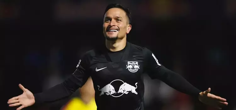 Aqui não! Bragantino RECUSA proposta milionária de gigante brasileiro por Artur. Confira!