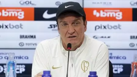Estreante da vez, Cuca avalia performance do Corthians após derrota: “Em poucos momentos a gente foi superior”