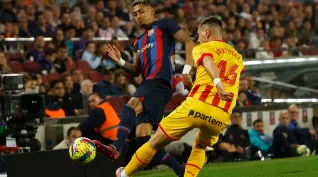 Barcelona empata em casa com o Girona, mas abre 13 pontos de vantagem na liderança