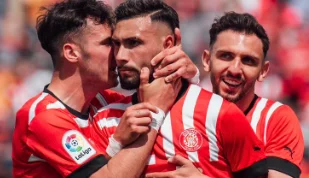 Girona vence Elche por 2 a 0 em partida válida pelo Campeonato Espanhol