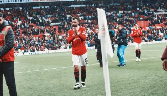 Manchester United vence Aston Villa por 1 a 0 em duelo válido pelo campeonato Inglês