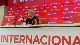 O técnico do Inter, Mano Menezes, mandou uma indireta ácida para o seu colega de cargo, Eduardo Coudet, comandante do Atlético-MG