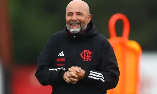 Sampaoli não montou a escalação do time em treino desta sexta e definição fica para sábado. veja!