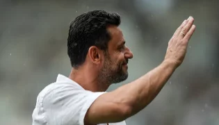 Atlético-MG x Fred: Justiça marca audiência na segunda-feira; clube e ex-jogador ainda negociam acordo