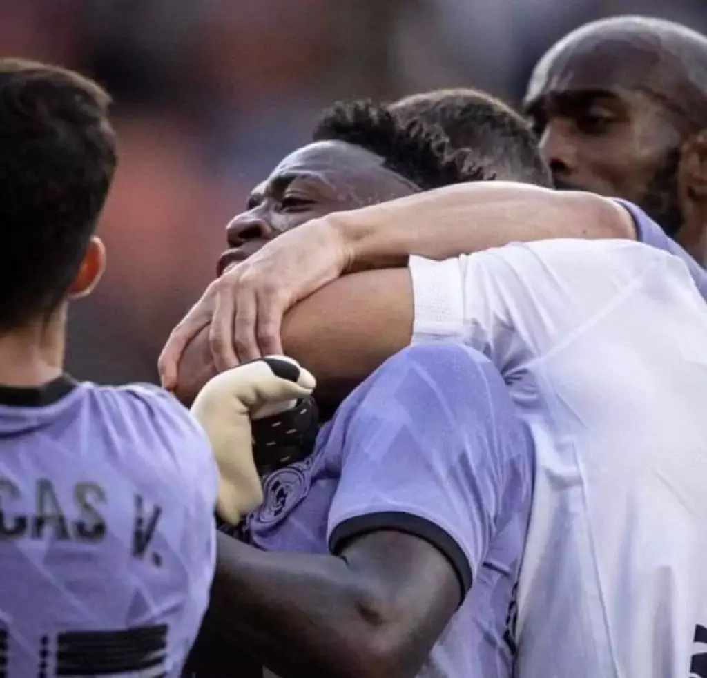 Decisão tomada: VAR de Valencia x Real Madrid será substituído após erro na expulsão de Vini Jr. Entenda!