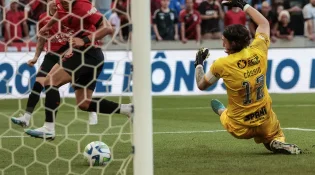 Athletico-PR vence o Corinthians por 1 a 0, em jogo válido pela 12ª rodada do Campeonato Brasileiro.