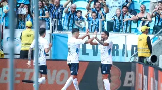 O Grêmio bateu o São Paulo por 2 a 1 neste domingo em jogo válido, pale nona rodada do Brasileirão