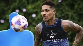 5 anos depois, Flamengo ainda cobra R$ 1,8 milhão de Guerrero na Justiça. Entenda!