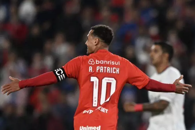 Internacional empata com Nacional e adia classificação antecipada na Libertadores. Entenda!