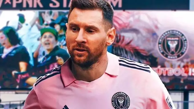 Contratação de Messi impulsiona Inter Miami: Aumento na procura por ingressos e nas redes sociais. Entenda!