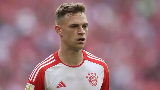 Kimmich confirma permanência no Bayern de Munique e descarta transferência para o Barcelona. Entenda!