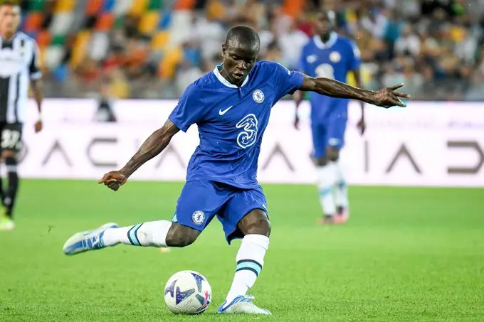 Kanté recebe oferta do Chelsea enquanto rumores de transferência para a Arábia Saudita circulam. Entenda!