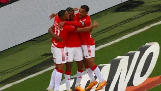 Internacional vence Vasco da Gama por 2 a 1 no Beira-Rio, e sobe na tabela do Brasileirão