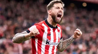 Íñigo Martínez: acordo fechado com o Barça até 2025, mas com ressalvas