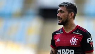 Arrascaeta vibra com vitória do Flamengo: “Ainda dá para ser campeão”. veja!