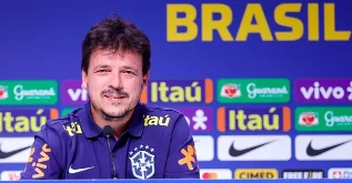 Fernando Diniz foi apresentado nessa quarta-feira como técnico interino da seleção brasileira. veja!