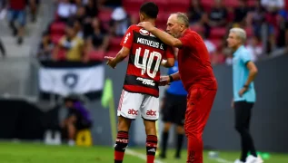 Flamengo encaminha empréstimo de Matheus Gonçalves ao Bragantino. Entenda!
