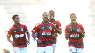 Flamengo goleia Athletico-PR e vai disputar 6ª semifinal seguida do Brasileirão sub-20. veja!