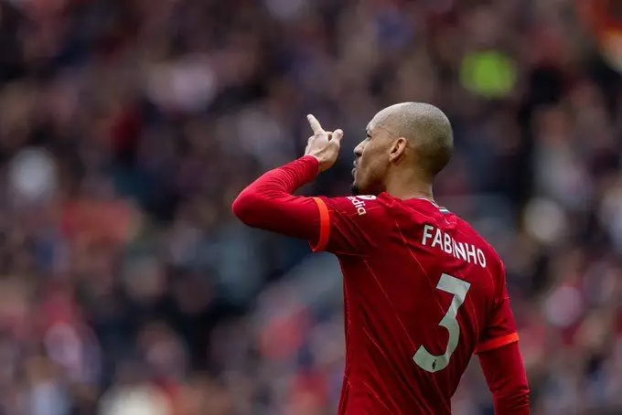 Fabinho pode deixar o Liverpool e se juntar ao Al-Ittihad na Arábia Saudita. Entenda!