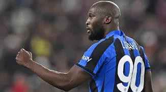 Lukaku treina na Sardenha com futuro em suspense. veja!