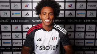 Fulham anuncia permanência de Willian por mais um ano. veja!