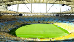 Fluminense e Flamengo se enfrentam hoje em clássico válido pela 15ª rodada da Série A: veja escalações e arbitragem.