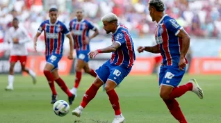 O Bahia goleou o Bragantino por 4 a 0 na Arena Fonte Nova, veja!