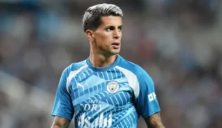 Barcelona acerta a contratação do lateral João Cancelo, diz jornalista. veja!