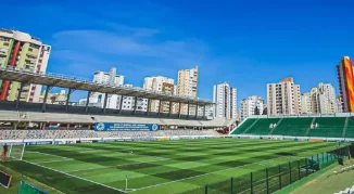 Goiás e Athletico-PR faz hoje jogo válido 20ª rodada do Brasileirão: veja escalações e arbitragem.