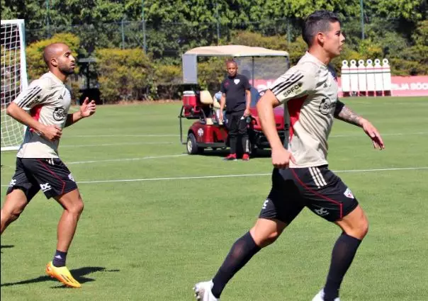Lucas Moura impressiona no treino e pode estrear pelo São Paulo contra o Atlético-MG. Entenda!