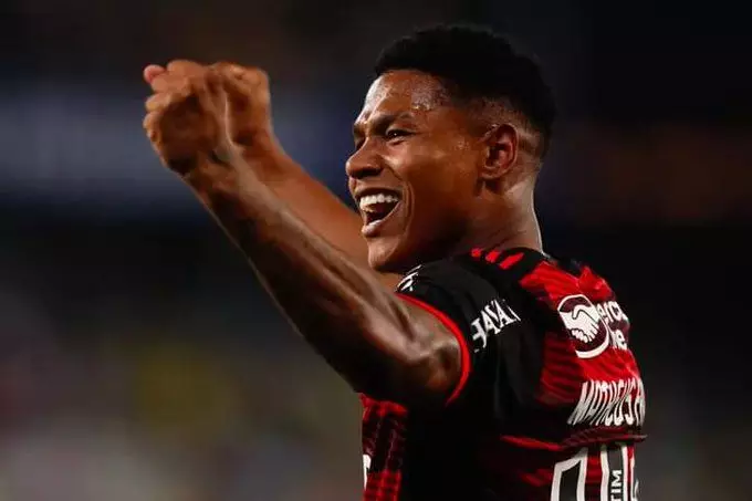Matheus França deixa o Flamengo rumo ao Crystal Palace por 20 milhões de euros. Entenda!
