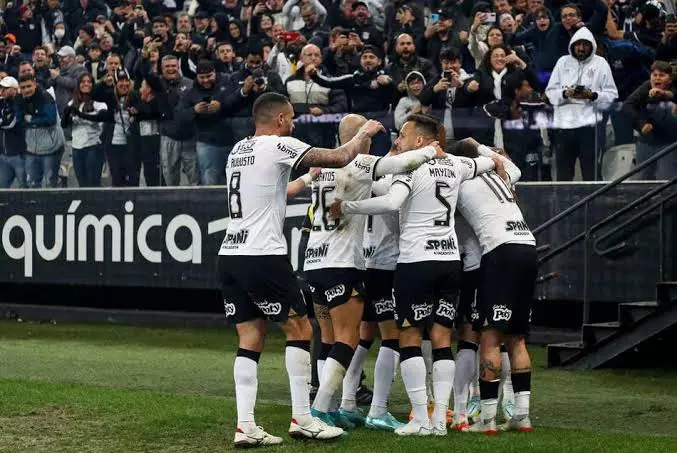 Corinthians recebe Coritiba em busca de manter boa fase no brasileirão. Entenda!