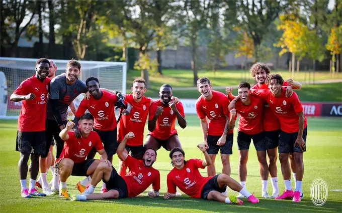 Milan reforça elenco em busca do título na Série A italiana. Entenda!