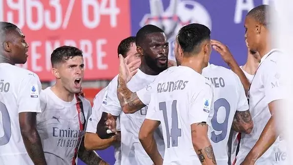 Milan vence Bologna por 2 a 0 na Serie A com destaque para Giroud. Entenda!