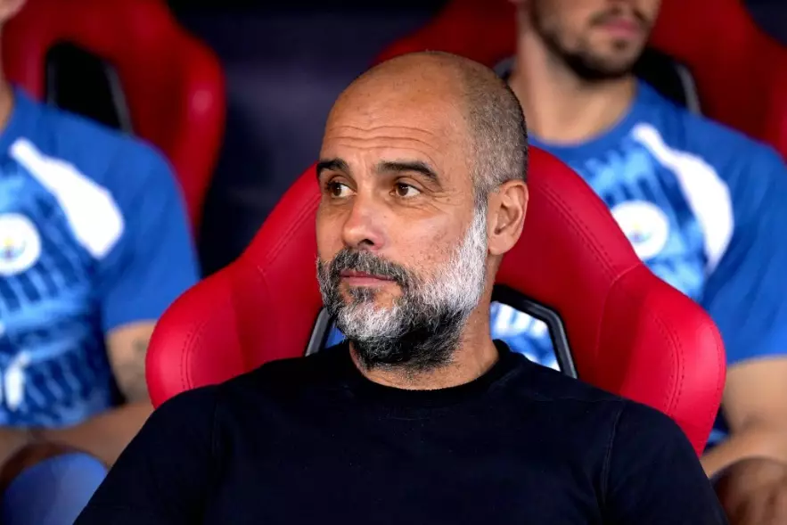 Pep Guardiola afasta-se temporariamente do Manchester City devido a cirurgia nas costas. Entenda!