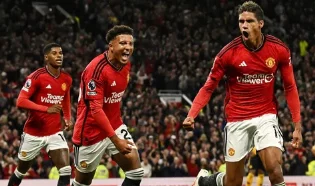 Manchester United vence o Wolverhampton por 1 a 0 na estreia da Premier League