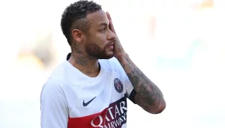 Neymar informa PSG que quer deixar o clube até o fim do mês. veja!