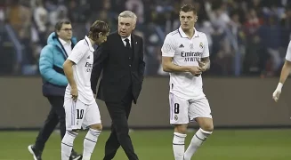 Ancelotti comunica a Kroos e Modric sua nova função no Real Madrid. Entenda!