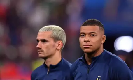 A França vence a Irlanda por 2 a 0 em domínio total. Entenda!