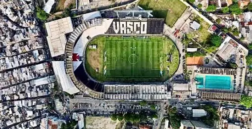 Vasco próximo de liberação para público em São Januário após acordo judicial. Entenda!
