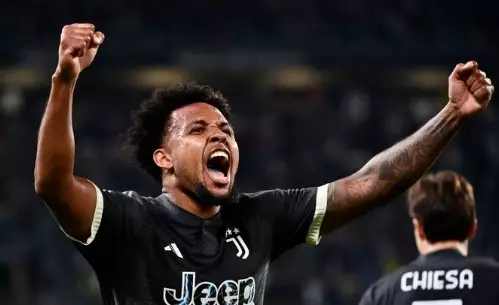 Juventus supera o Lecce com gol de Milik e alcança a vice-liderança na Serie A. Entenda!