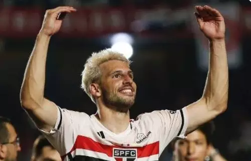 São Paulo vence Corinthians por 2 a 1 em clássico eletrizante. Entenda!
