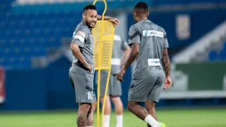 Treino no Al-Hilal tem volta de Neymar e visita do ex-goleiro Kahn. Entenda!