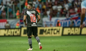 Chances e elogios, como foi a estreia de Payet pelo Vasco. veja!